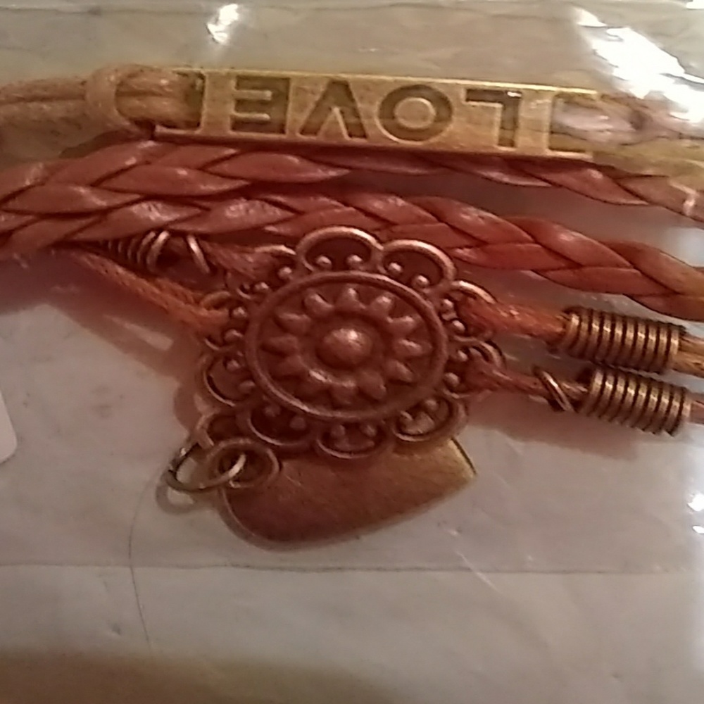 5 STRAND LEATHER BRACELET w/decorations